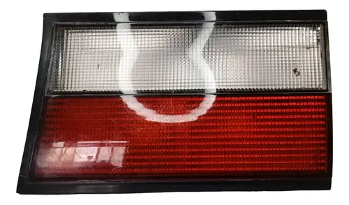 Lanterna Direita Tampa Citroen Xantia 1994 - 2001 Direito/passageiro Vermelho E Cristal