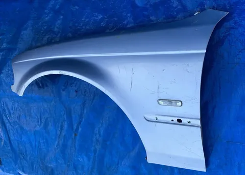 Paralama Esquerdo Bmw 320 325 1999 2000 2001