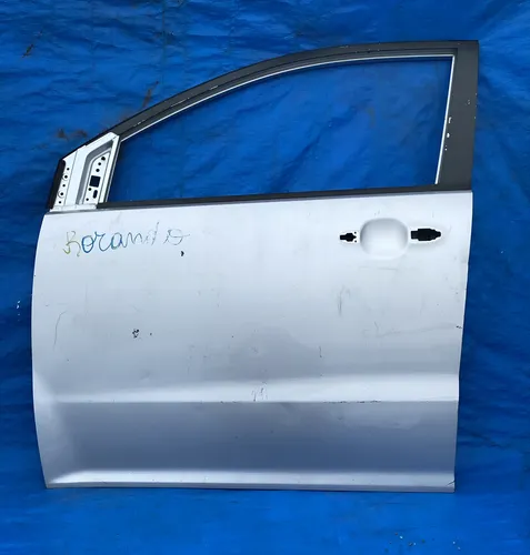 Porta Dianteira Esquerda Ssangyong Korando 2011 A 2014 Dianteira Esquerda Prateado