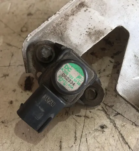 Sensor Map Mercedes R500 V8 2007 / A0051535028