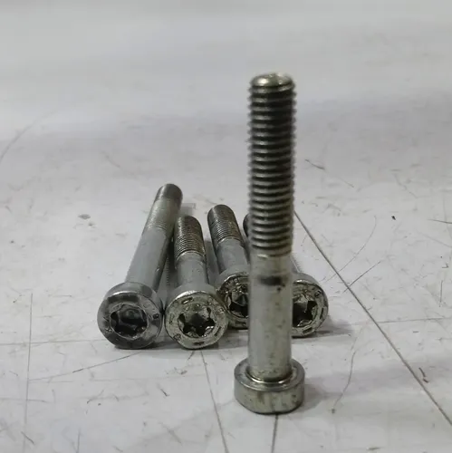 Kit Parafuso Bomba Óleo Câmbio Volvo Xc60 2.0 2012 Prateado