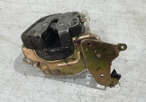 Fechadura Dianteira Esquerda Subaru Legacy 1995 - 1999   
