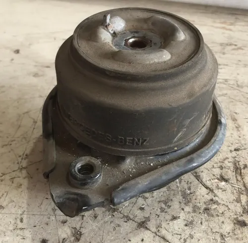Coxim Motor Direito Mercedes R500 5.0 V8 2007