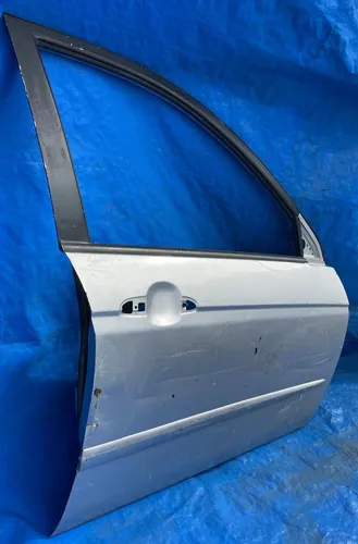 Porta Dianteira Direita Cerato 2003 A 2009 / Detalhes Dianteira Direito Prateado