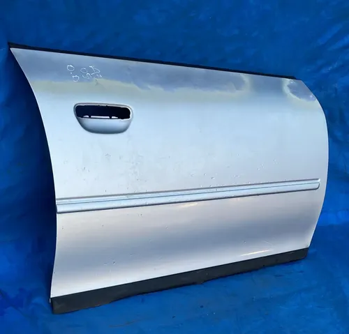 Porta Dianteira Direita Audi A3 1998 A 2006 Dianteira Direita Prateado