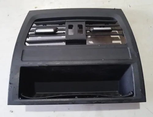 Difusor De Ar Traseiro Console Bmw 535 2012
