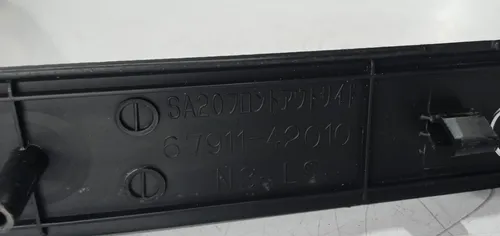 Soleira De Porta Dianteira Direita Toyota Rav4 2001 - 2006 Preto
