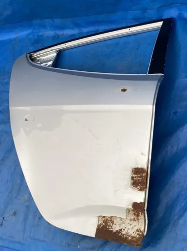 Porta Traseira Direita Veloster 2011 A 2018 / Recuperada Traseira Direita Prateado