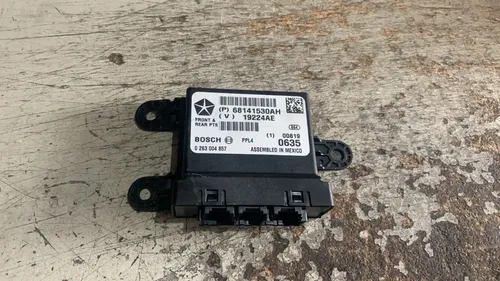 Módulo Estacionamento Grand Cherokee 2014 / P68141530ah Preto