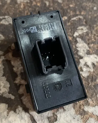 Comando Vidro Traseiro Esquerdo S10 2012 - 2019