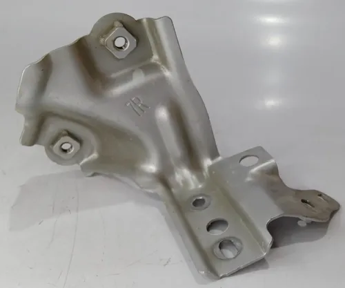 Suporte Parachoque Dianteiro Direito Toyota Yaris 2019