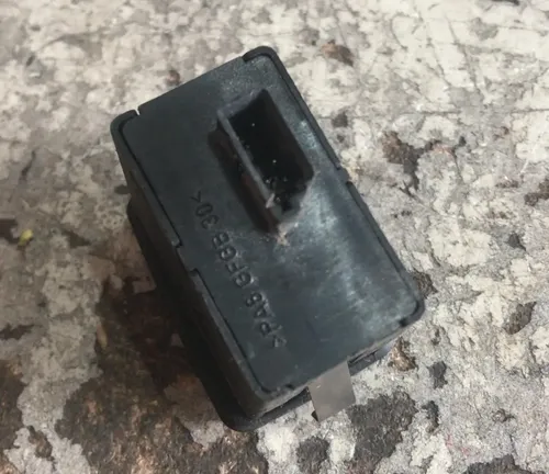 Botão Vidro Traseiro Esquerdo Bmw 320 1998 - 2001