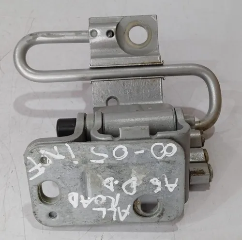 Dobradiça Inferior Porta Dianteira Direita Audi A6 2000