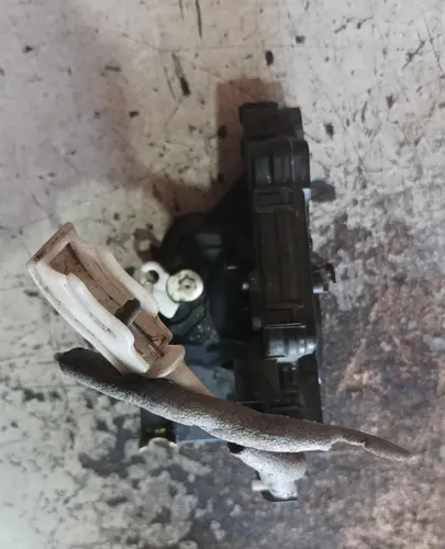 Fechadura Dianteira Direita Bmw 320i 2004