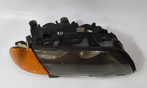 Farol Bmw 320i 325i 328i 1999 2000 2001 / Detalhe Ambos Lados