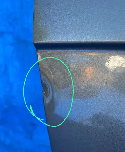 Porta Traseira Direita Kia Carnival 1998 A 2001 Detalhes Traseira Direita Preto