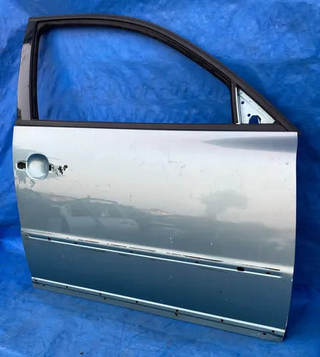 Porta Dianteira Direita Passat Alemão 1997 A 2005 Dianteira Direita Prateado