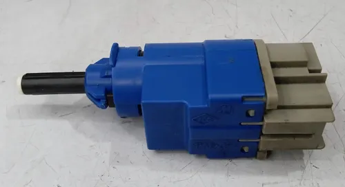 Interruptor Pedal Embreagem Kwid Sandero 2015 - 2021