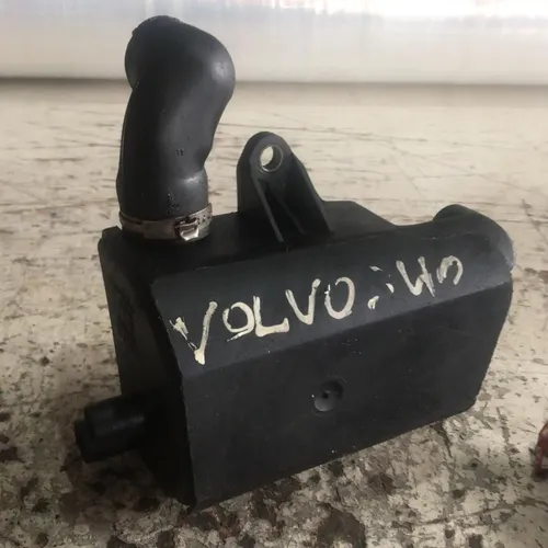 Válvula Separador Óleo Volvo V40 S40 2000/2004 Válvula Separador Óleo Volvo V40 S40 2000/2004