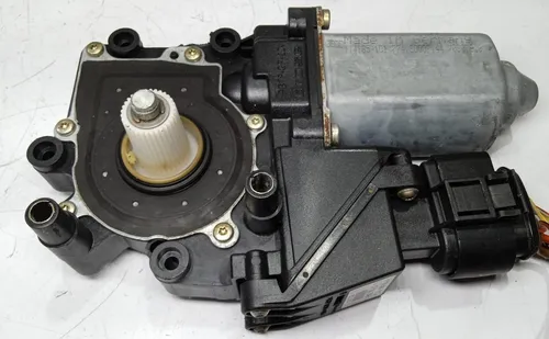 Motor Vidro Dianteira Esquerda Audi A4 1996 - 2003