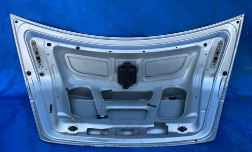 Tampa Traseira Mercedes C200 2008 2009 2010 2011 Prateado