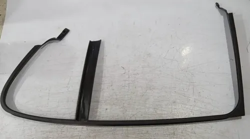 Moldura Arco Porta Traseira Esquerda Bmw 135i 2015 
