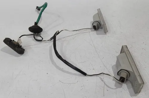 Chicote Luz De Placa Tampa Traseira Cruze 2012