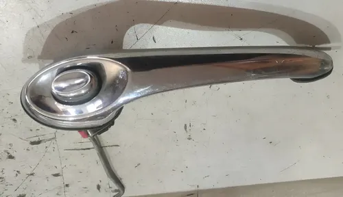 Macaneta Externa Traseira Direita Pt Cruiser 2008 Prateado Macaneta Externa Traseira Direita Pt Cruiser 2008 Prateado