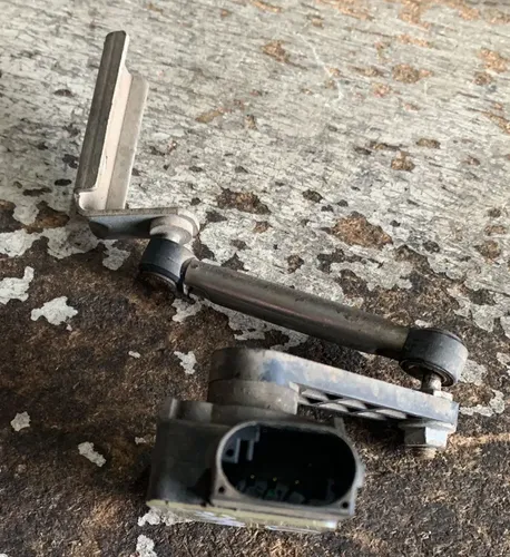 Sensor Nivel Suspensão Grand Cherokee 2015 / 68164814ab