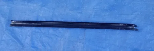 Trilho Meio Porta Traseira Direita Toyota Prévia 1990 - 1999 Preto