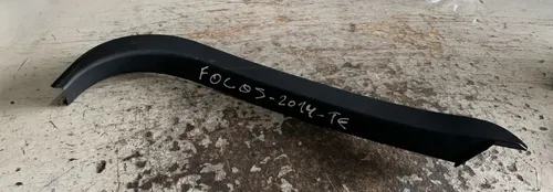 Acabamento Porta Traseira Esq. Focus Hatch 2014 Bm51-a247b57 Acabamento Porta Traseira Esq. Focus Hatch 2014 Bm51-a247b57
