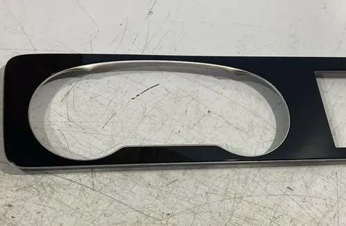 Moldura Painel Instrumentos E Display Mercedes E300 2020