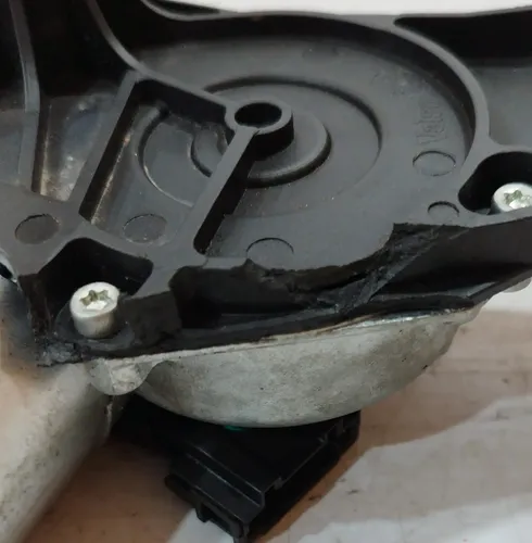 Motor Limpador Traseiro Onix 2013 - 2020 / Detalhe