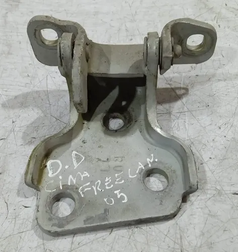 Dobradiça Superior Porta Dianteira Direita Freelander 1 2005 Dobradiça Superior Porta Dianteira Direita Freelander 1 2005