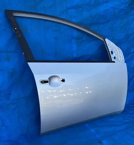 Porta Dianteira Direita Sentra 2008 2009 2010 2011 2012 Dianteira Direita Prateado