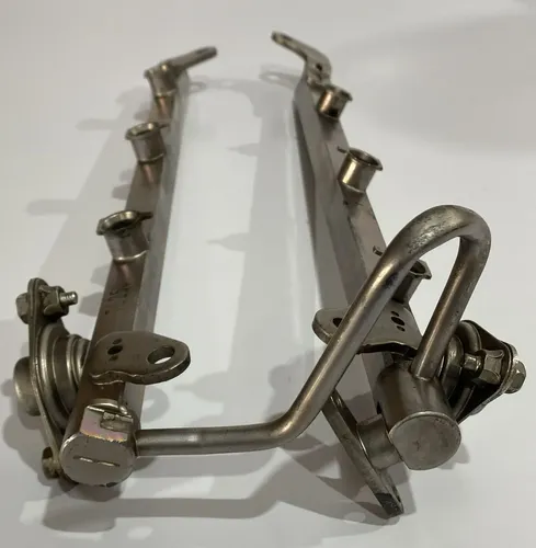 Flauta Combustível Nissan 350z 3.5 2004 2005 2006 2007 2008 Flauta Combustível Nissan 350z 3.5 2004 2005 2006 2007 2008