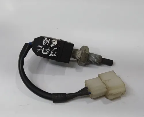 Sensor Interruptor Pedal Embreagem J3 2010 - 2014 Preto