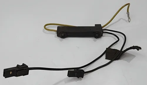 Amplificador Som Rádio Mercedes C180 2012 / A2048708390 Preto