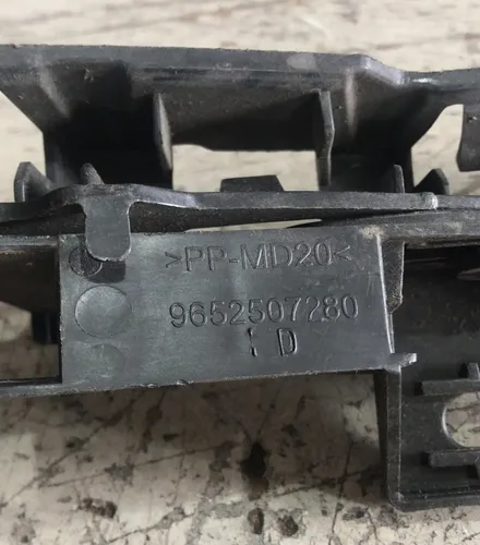 Suporte Parachoque Dianteiro Direito Citroen C4 2005 - 2011