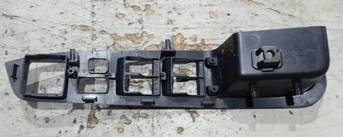 Moldura Comando Vidro Dianteiro Esquerdo Outlander 2007-2012