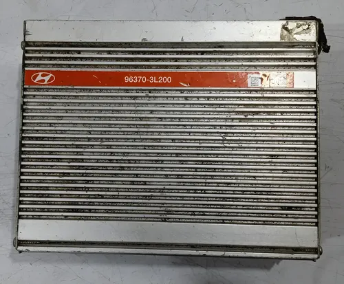 Amplificador De Som Azera 2006 - 2011 / 96370-3l200 Preto Amplificador De Som Azera 2006 - 2011 / 96370-3l200 Preto