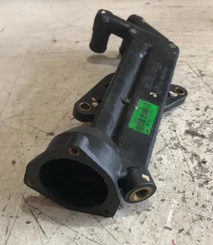 Carcaça Válvula Termostática Gm S10 2.5 8v 2012