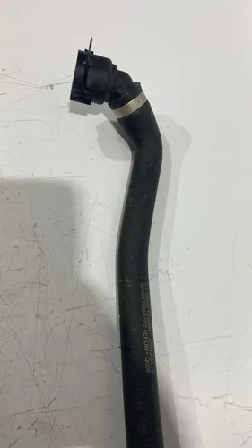 Mangueira Inferior Do Radiador Mercedes E300 2.0 2020 