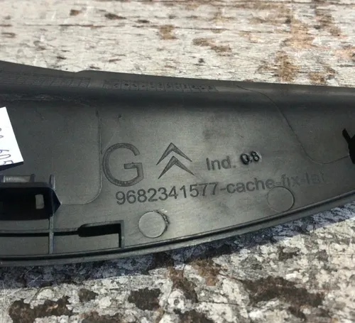 Moldura Esquerda Painel Citroen C5 2009 - 2012