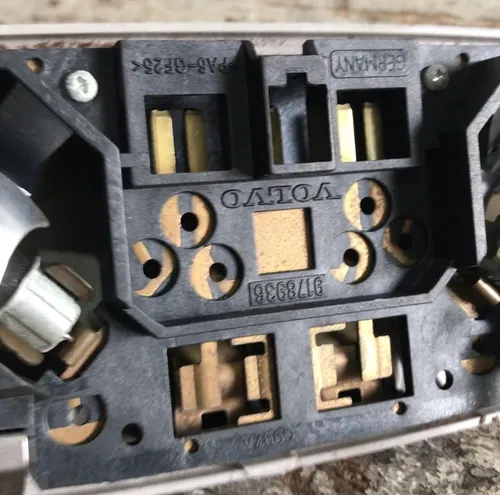 Luz Cortesia Teto Volvo Xc90 2005