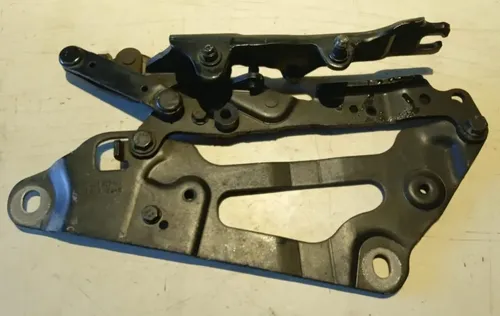 Dobradiça Capô Lado Esquerdo Bmw 535i 2012