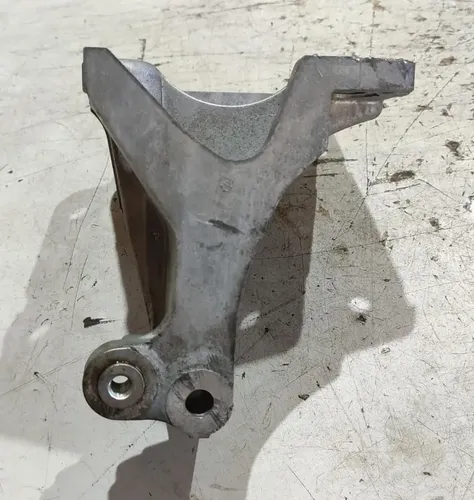 Suporte Alternador Corolla 2.0 2009 - 2013 Suporte Alternador Corolla 2.0 2009 - 2013