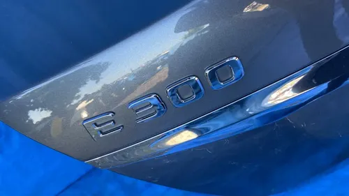 Tampa Traseira Mercedes E300 2019 2020  Cinza-escuro