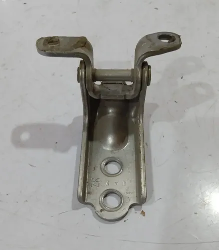 Dobradiça Inferior Tras Esquerda Subaru Forester 2010    