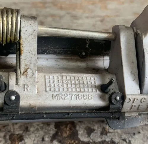 Maçaneta Externa Dianteira Direita Pajero Tr4 2003 - 2012 Cinza